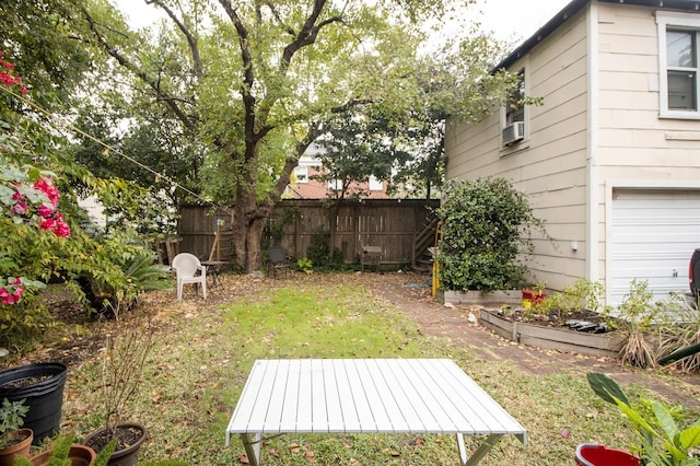 1634 Castle Ct, Houston, TX 77006 - view of yard featuring a vegetable garden