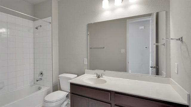 9423 Towne Lake Pkwy, Cypress, TX 77433 - bathroom featuring vanity and shower / bath combination