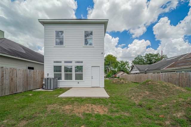 4116 Alvin St, Houston, TX 77051 - rear view of house with a patio area and a fenced backyard