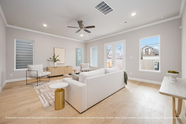 833 Fisher St Unit E, Houston, TX 77018 - living area featuring light wood-type flooring, recessed lighting, ornamental molding, baseboards, and a ceiling fan