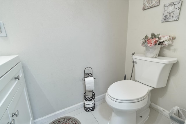 13614 Birch Canyon Ct, Houston, TX 77041 - half bathroom featuring vanity, toilet, baseboards, and tile patterned floors