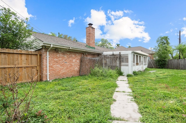 11707 N Nottingham Cir, Houston, TX 77071 - view of yard with a sunroom