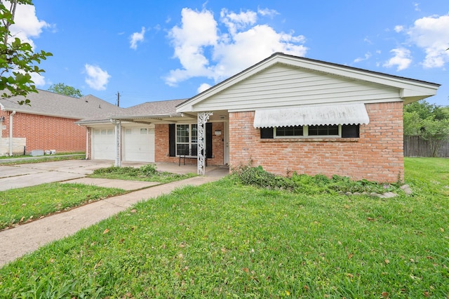 11707 N Nottingham Cir, Houston, TX 77071 - single story home with a garage, brick siding, and driveway