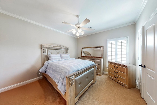 6207 S Rice Ave, Bellaire, TX 77401 - bedroom featuring light colored carpet, crown molding, baseboards, and ceiling fan