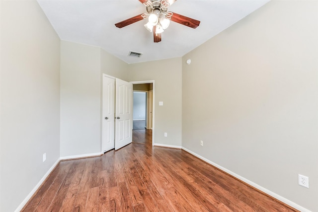 2231 Water Way, Seabrook, TX 77586 - unfurnished room with wood finished floors and ceiling fan