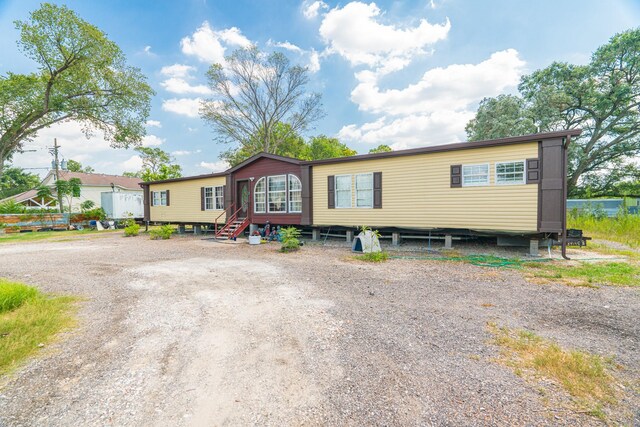 13819 Stoneshire St, Houston, TX 77037