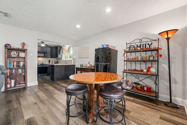 2814 Mayflower Landing Ct, Webster, TX 77598 - photo 4