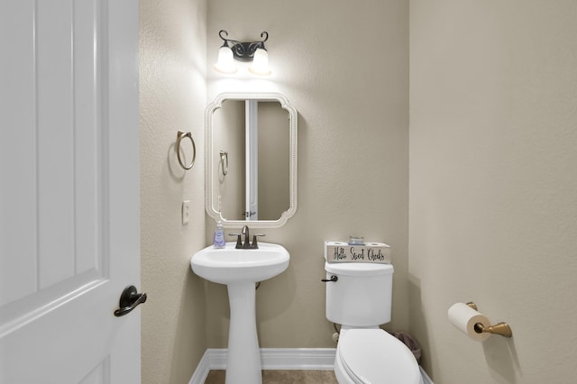 116 Owen Ridge Dr, Conroe, TX 77384 - half bathroom with toilet and baseboards
