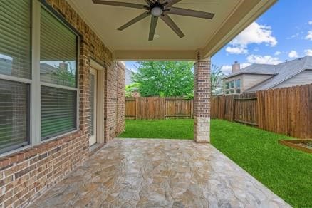 26116 Chivalry Ct, Kingwood, TX 77339 - photo 38