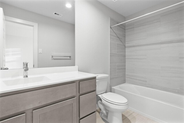 2547 Forest Cedar Ln, Conroe, TX 77301 - bathroom featuring vanity and  shower combination