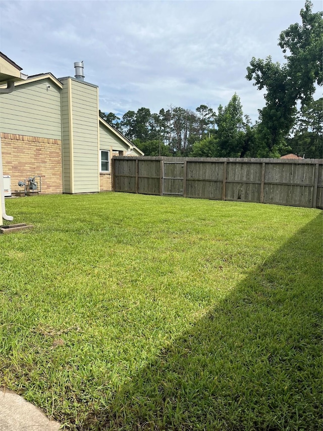 13031 Crystal Cove Dr, Houston, TX 77044 - view of fenced backyard