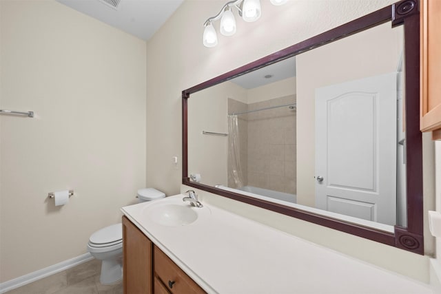 24018 Adobe Ridge Ln, Katy, TX 77493 - bathroom with toilet, vanity, baseboards, tile patterned flooring, and shower / bath combo with shower curtain