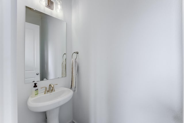 4222 Ana Ridge Ln, Fulshear, TX 77441 - bathroom featuring a sink