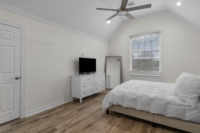 12219 W River Run Dr, Baytown, TX 77523 - bedroom featuring wood finished floors, vaulted ceiling, ornamental molding, ceiling fan, and recessed lighting
