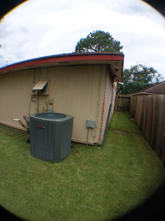 2450 Edgedale Dr, Missouri City, TX 77489 - view of outbuilding