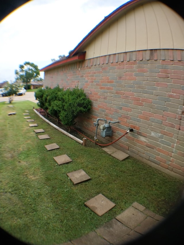2450 Edgedale Dr, Missouri City, TX 77489 - view of grassy yard