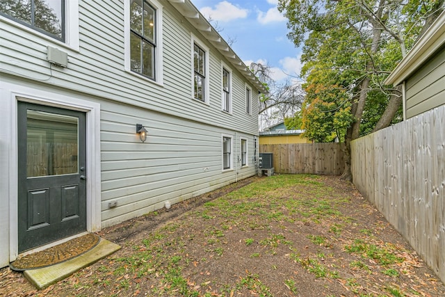 1715 30th St, Galveston, TX 77550 - fenced backyard featuring cooling unit