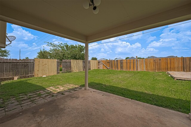 19826 Imperial Stone Dr, Houston, TX 77073 - view of yard with a patio