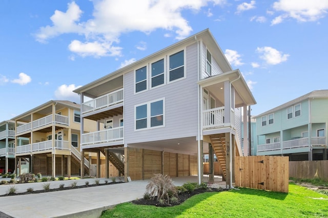 704 Lee St, La Porte, TX 77571 - photo 1