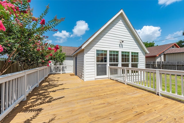 719 Shaver St, Pasadena, TX 77506 - view of wooden deck