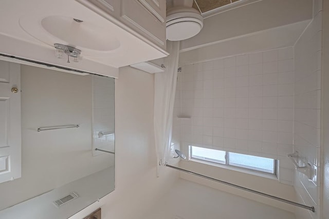 14723 Belterraza Dr, Houston, TX 77083 - bathroom featuring a shower and vanity
