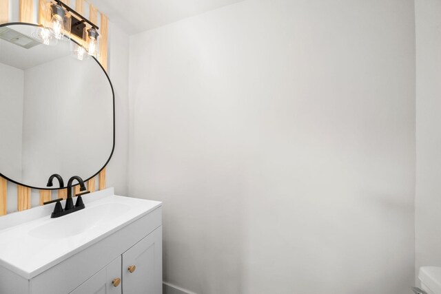 14703 Barryknoll Ln Unit 26, Houston, TX 77079 - half bath featuring vanity and toilet
