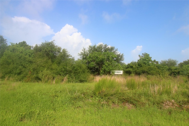 100 Kelly Ln, Smith Point, TX 77514