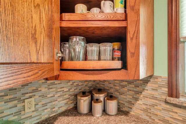 410 Azalea Dr, Baytown, TX 77520 - kitchen view of backsplash