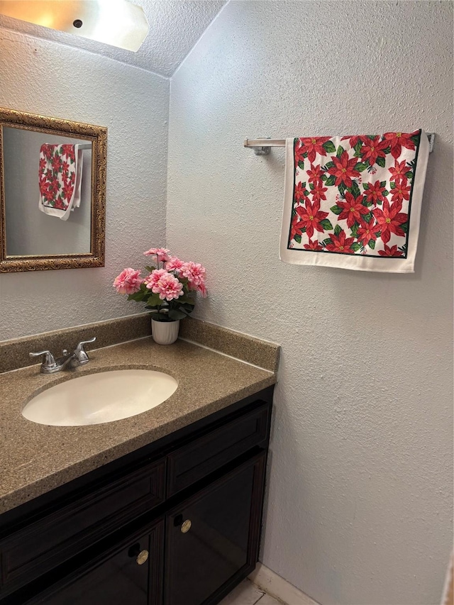 17230 Imperial Valley Dr Unit 24, Houston, TX 77060 - bathroom featuring vanity