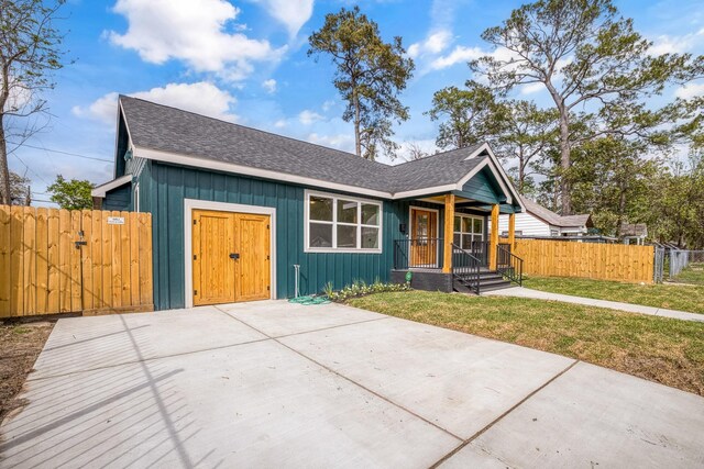 403 Moody St, Houston, TX 77009 - photo 32