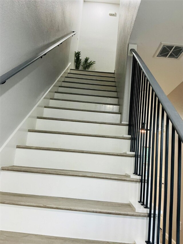 863 Dolly Wright St, Houston, TX 77088 - view of staircase