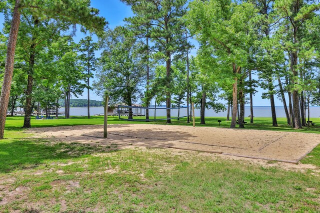 90 N Royale Greens Dr, Coldspring, TX 77331