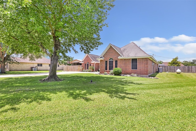 5810 Dixie Ln, Baytown, TX 77523 - traditional home with brick siding
