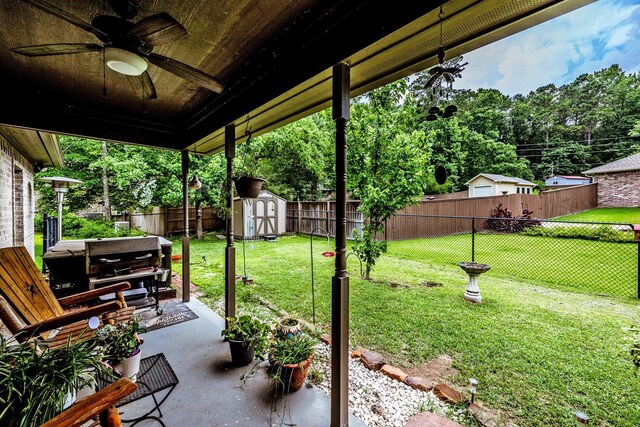 2312 W Green Briar Dr, Huntsville, TX 77340 - view of patio featuring ceiling fan