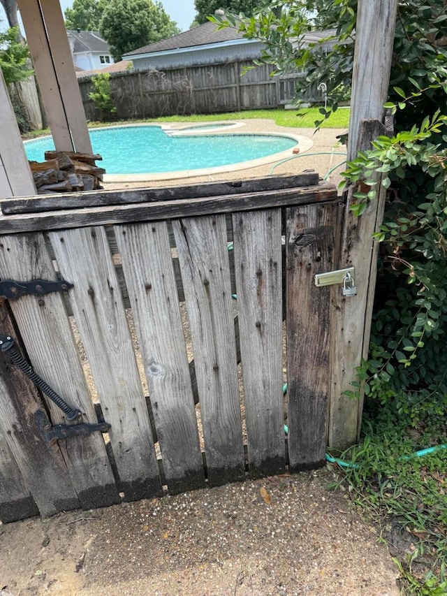 16438 Glenshannon Dr, Houston, TX 77059 - view of swimming pool