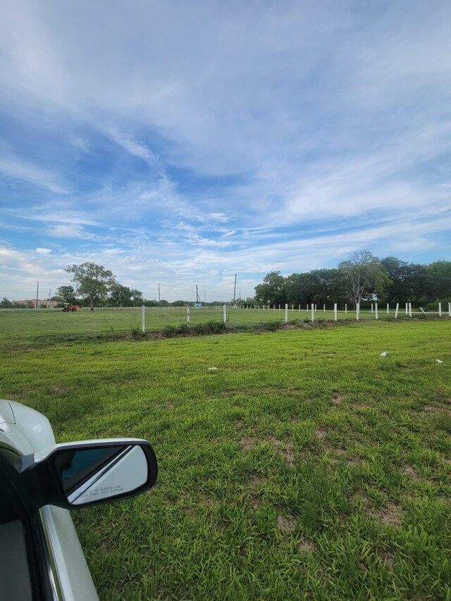 405 Strawberry St, League City, TX 77573 - photo 5