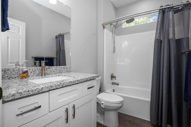 701 Sandy Brook Dr, Lufkin, TX 75901 - full bath featuring shower / bath combination with curtain, toilet, and vanity