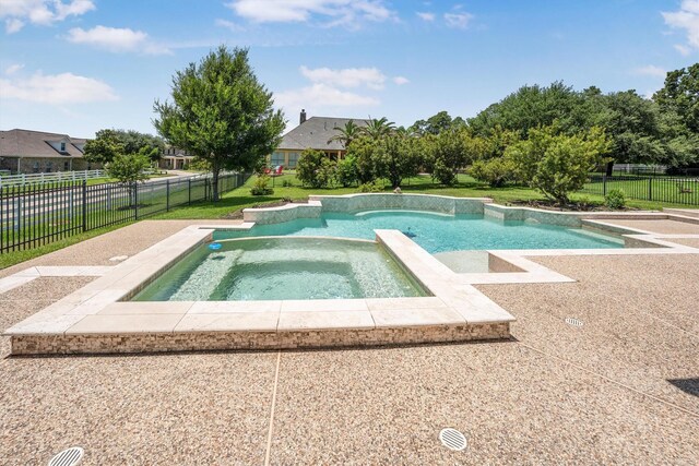 5925 Oak Leaf Ct, Conroe, TX 77304 - view of pool with a pool with connected hot tub