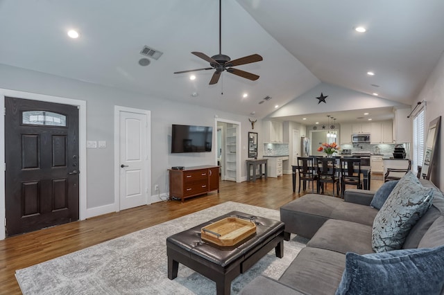 509 Vincent St, Houston, TX 77009 - photo 9