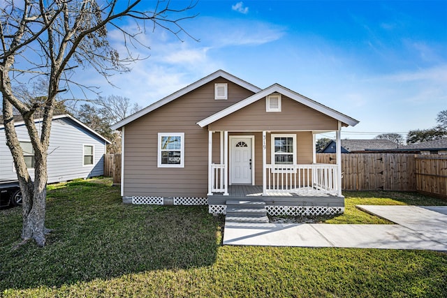 319 S Utah St, La Porte, TX 77571 - view of front of home featuring covered porch