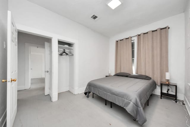 4409 Brady St, Houston, TX 77011 - bedroom with baseboards and a closet