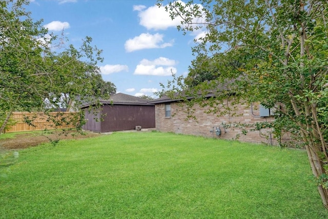 10518 Sageburrow Dr, Houston, TX 77089 - view of yard