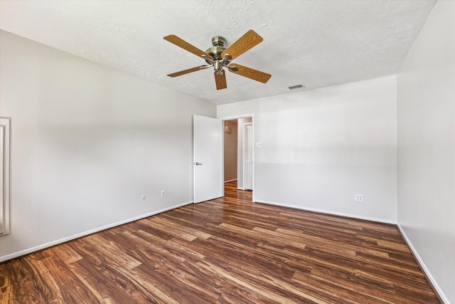 508 Williamsburg Cir, Friendswood, TX 77546 - photo 12