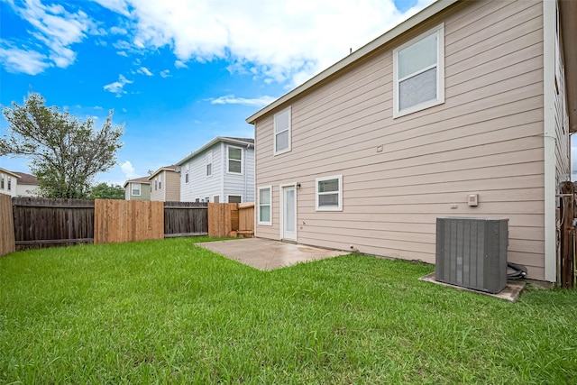 6723 Green Pear Ln, Houston, TX 77049 - rear view of house with a fenced backyard and a patio