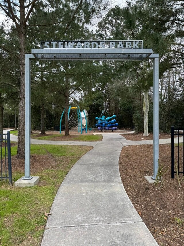 10654 Whitejacket, Conroe, TX 77385 - view of home's community with view of wooded area