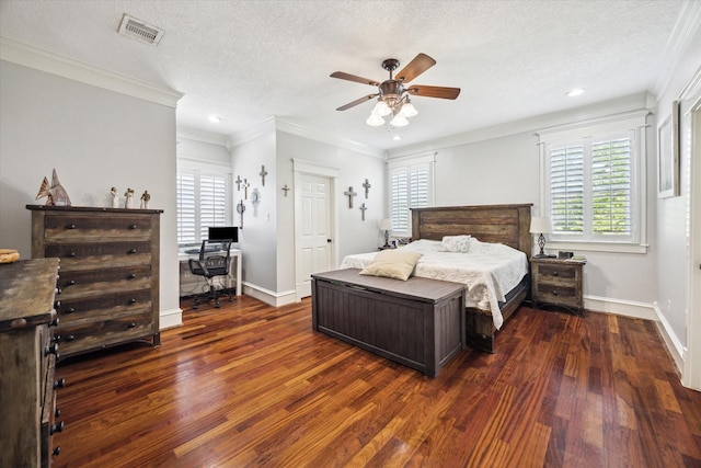 2408 Beall St, Houston, TX 77008 - bedroom with wood finished floors, a textured ceiling, an office area, recessed lighting, and ornamental molding