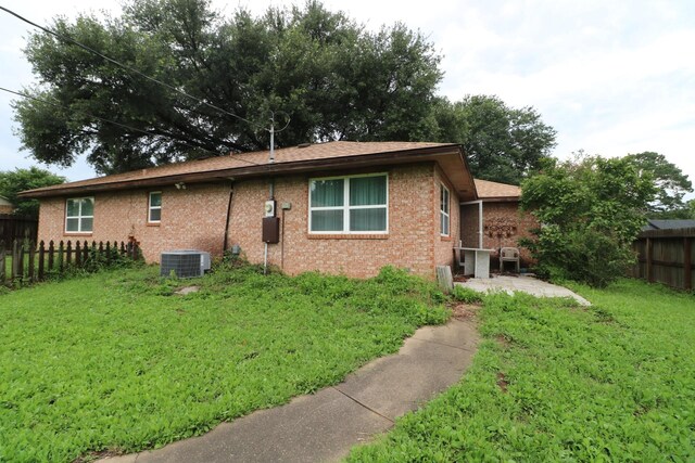 1006 Lawndale Ave, Brenham, TX 77833 - photo 18