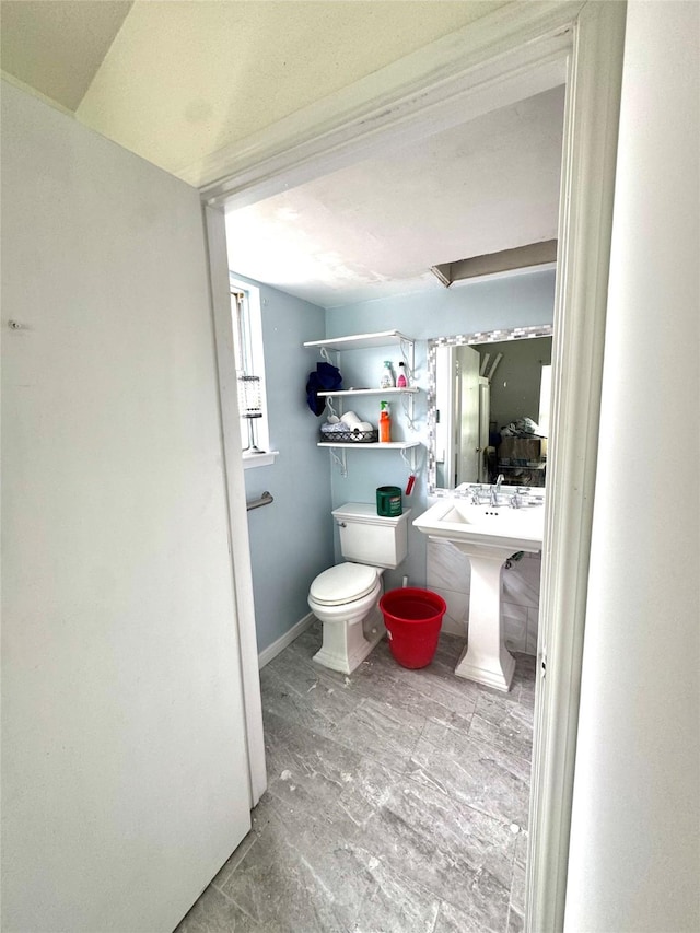 939 Point Blank Dr, Houston, TX 77038 - photo 11