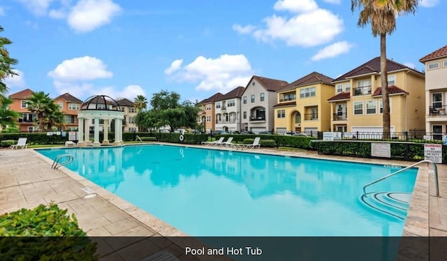 7115 Laguna Villas, Houston, TX 77036 - community pool featuring a residential view and a patio area