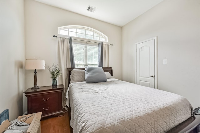6903 Lamar Park Ln, Houston, TX 77049 - bedroom with wood finished floors